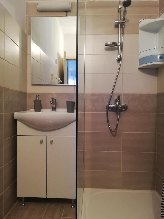 Apartments Lucija Solaris Шибеник Екстер'єр фото